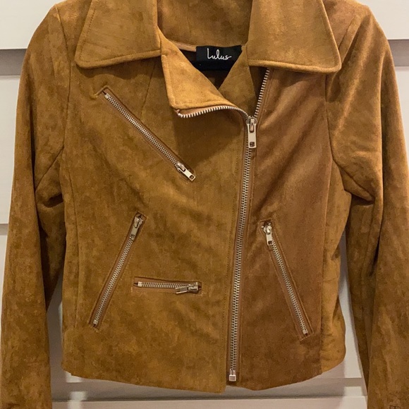 Lulu’s suede jacket - Picture 2 of 3